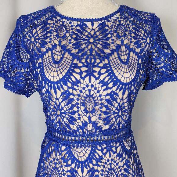 Hidden Label Short Sleeve Lace Shift Dress Blue Size M - Picture 7 of 16